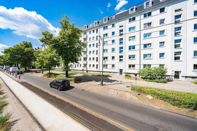 WBS mit besonderem Wohnbedarf (100, 140 oder 160) für 2 Räume — photo 1